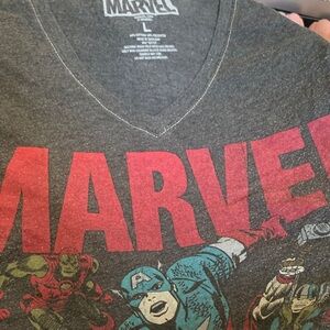 Marvel Graphic Tee in Dark Gray